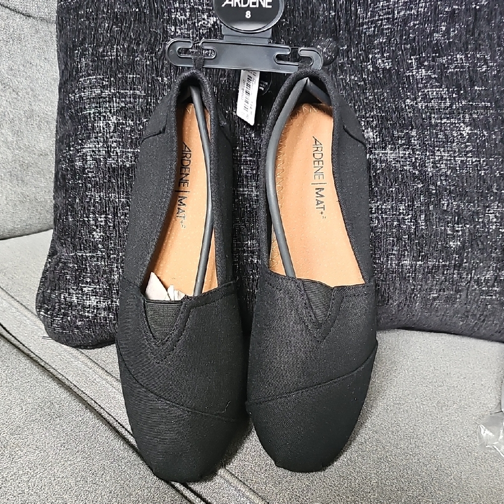 NWT Ardene Canvas Shoes Round Toe 8 Slip On Flats
